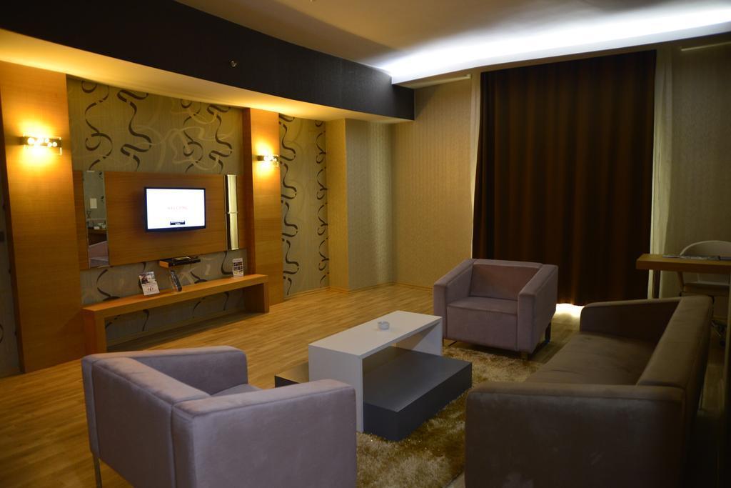 Anemon Grand Adana Otel Exterior photo