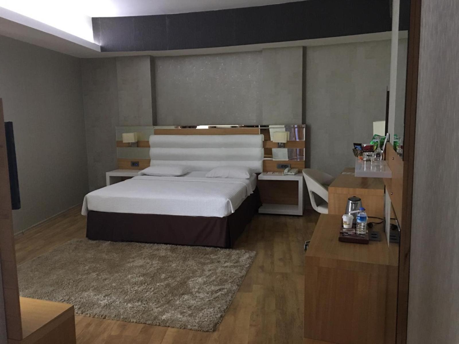 Anemon Grand Adana Otel Exterior photo